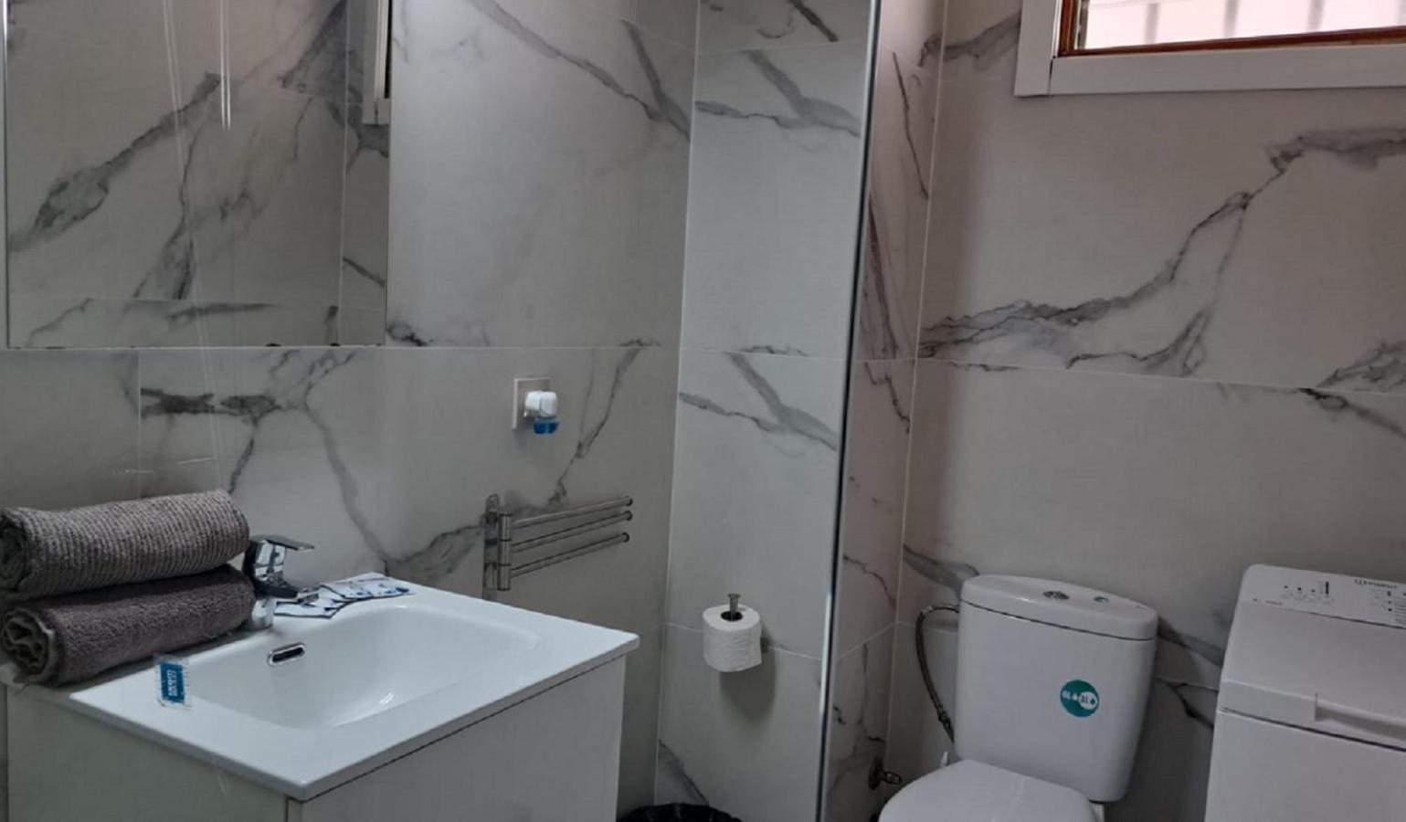 Shining Gold El Dorado With Free Parking And Wifi Apartment ปลายาเดลาสอเมริกาส ภายนอก รูปภาพ